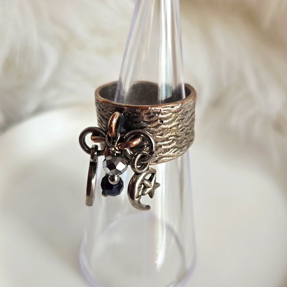 ⚔️ Medieval Rennaisance Silver Cha-cha Moon Charm Ring - One Size Fits All ⚔️